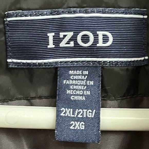 IZOD men’s black puffer vest, big and tall GUC size 2XL - Picture 5 of 9